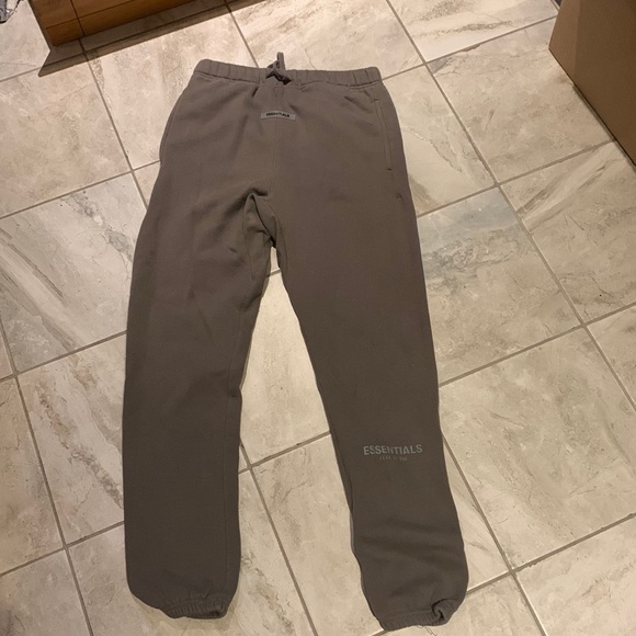 Essentials sweatpants - Picture 1 of 3